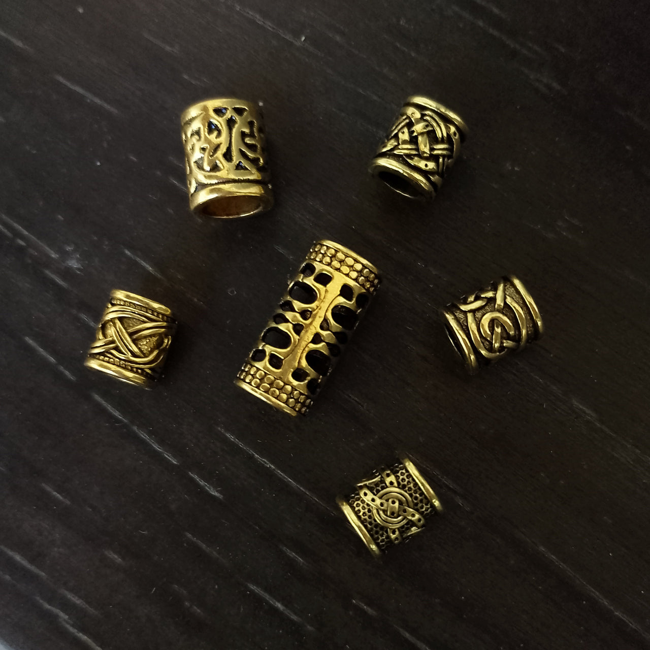 Set of 6 Small Gold Beads | 5-6mm hole