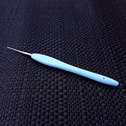 Clover dreadlock tool