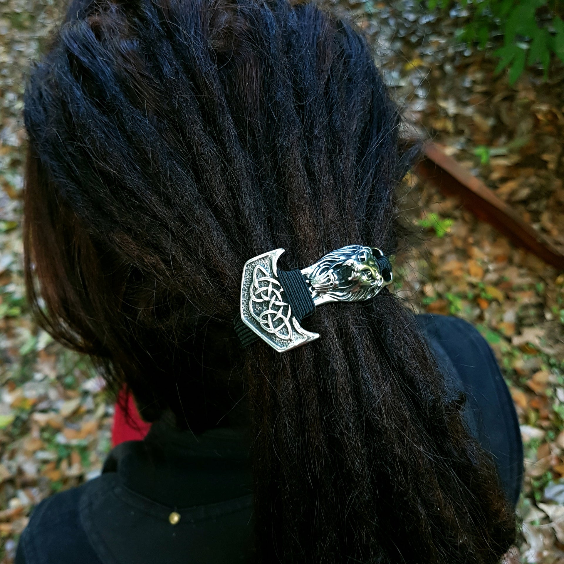 Lion dread tie