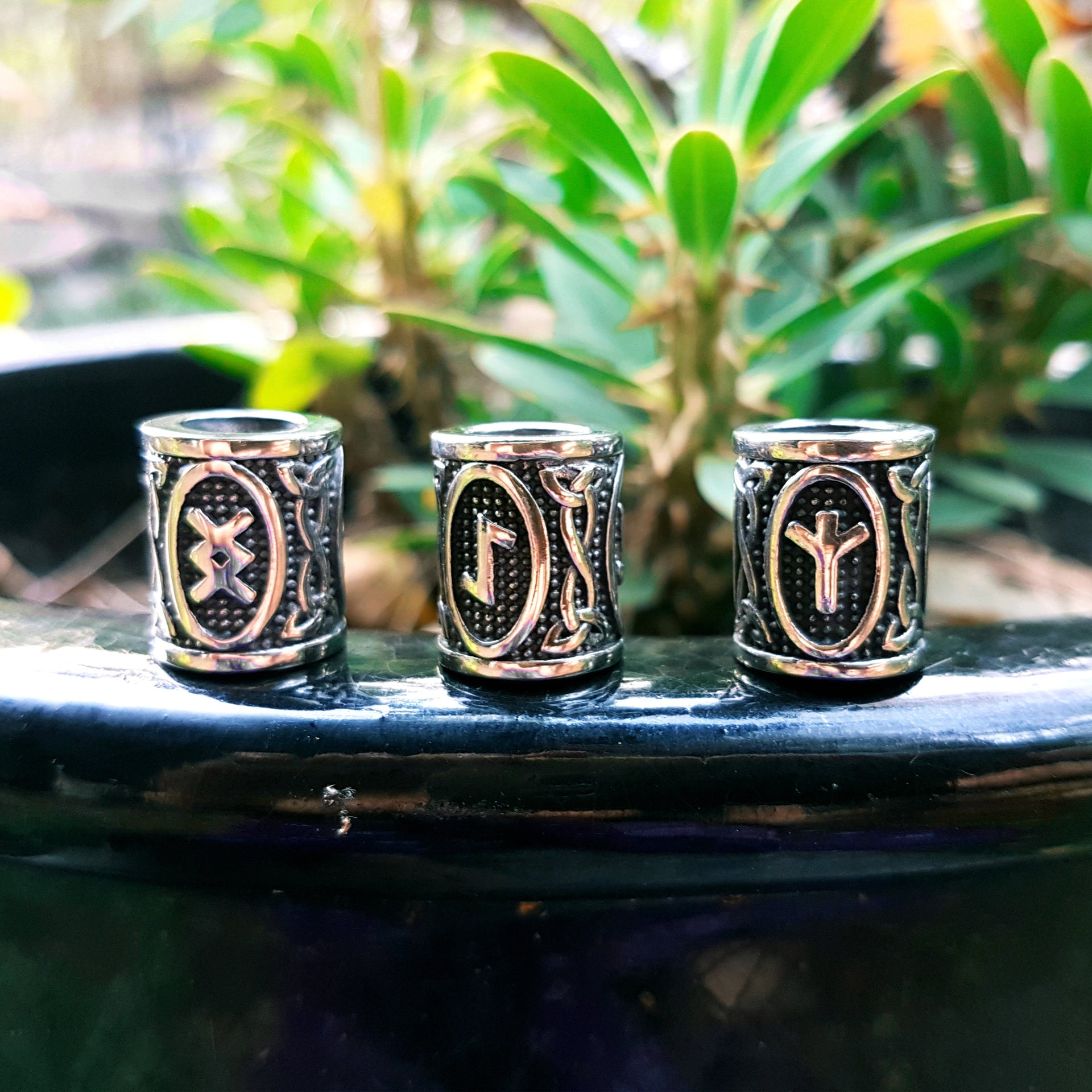 rune dread beads