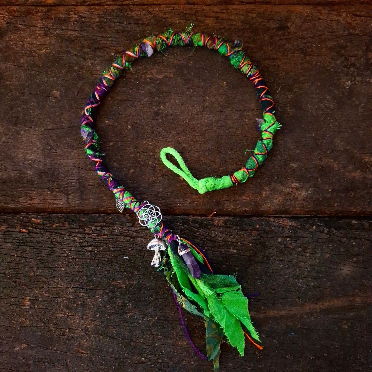 Green Gypsy Dread Wrap with Amethyst | 58cm