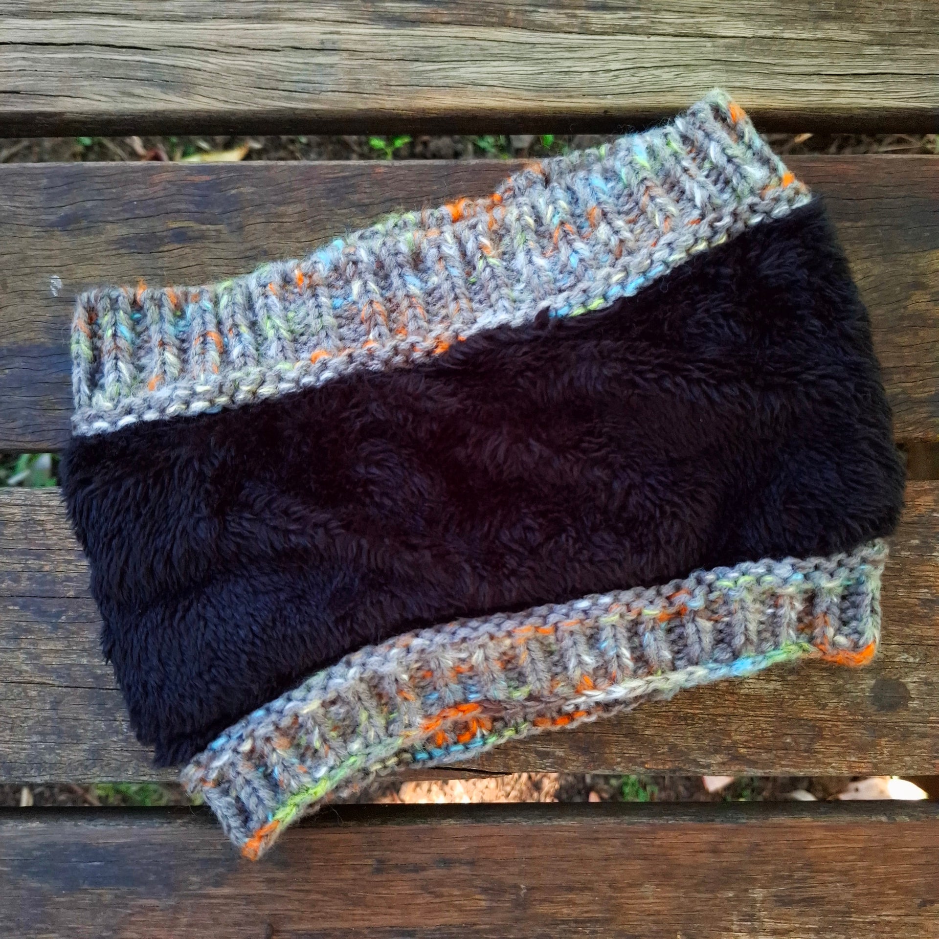 Grey knitted headband fleece lining