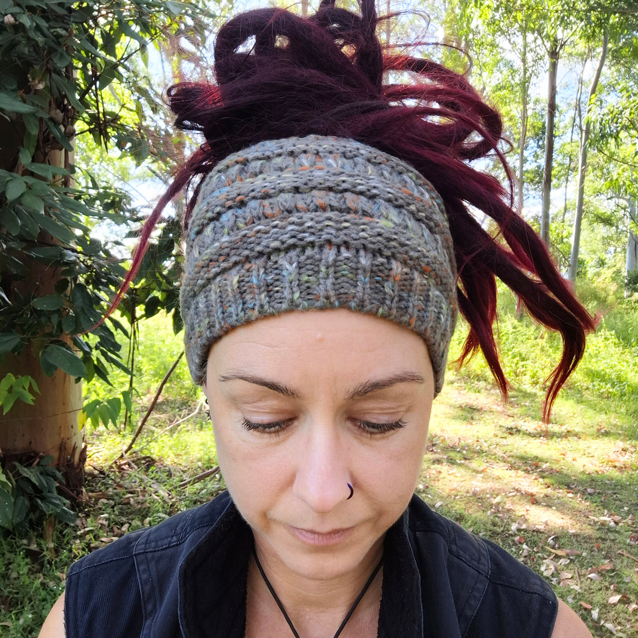 Grey knitted headband front view