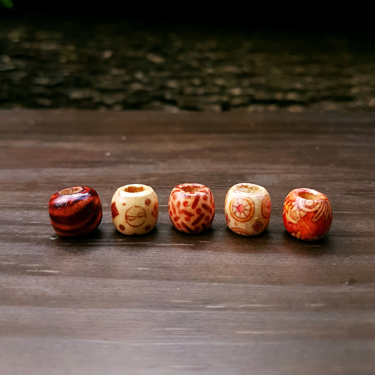 wooden pattern dread beads